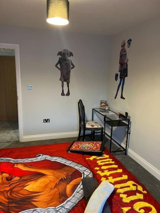 Potters Hideout- 2 Bedroom 2 Bathroom Apartment Уотфорд Екстериор снимка